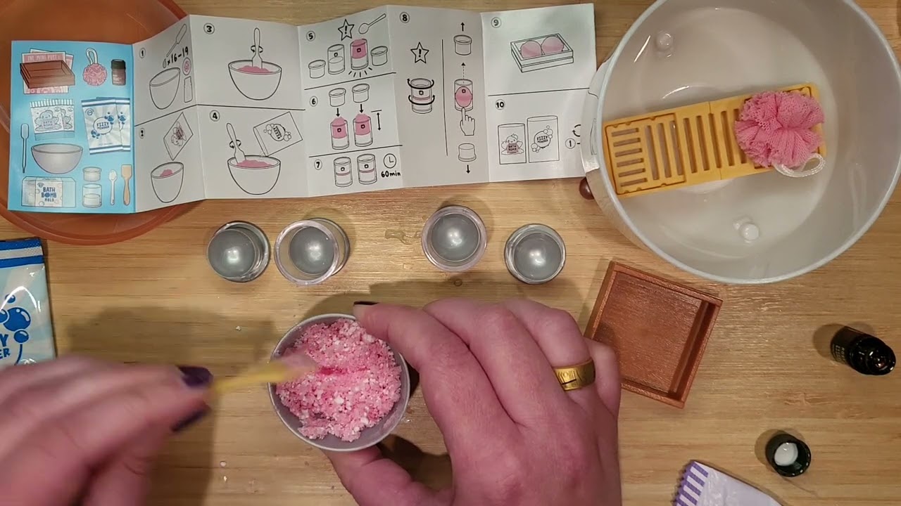 Miniverse Spa Rose Bath Bombs