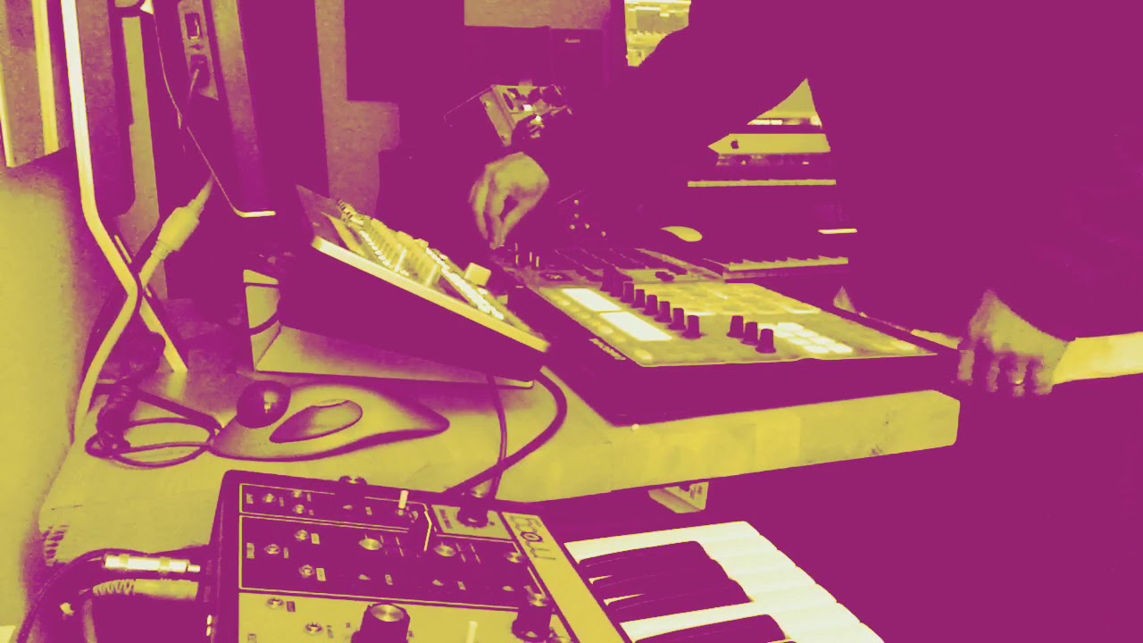 Live Deep House Jam - Maschine | Novation SL2 | TX81Z | MC303 | MFC42 | ASR10 | Moog Grandmother