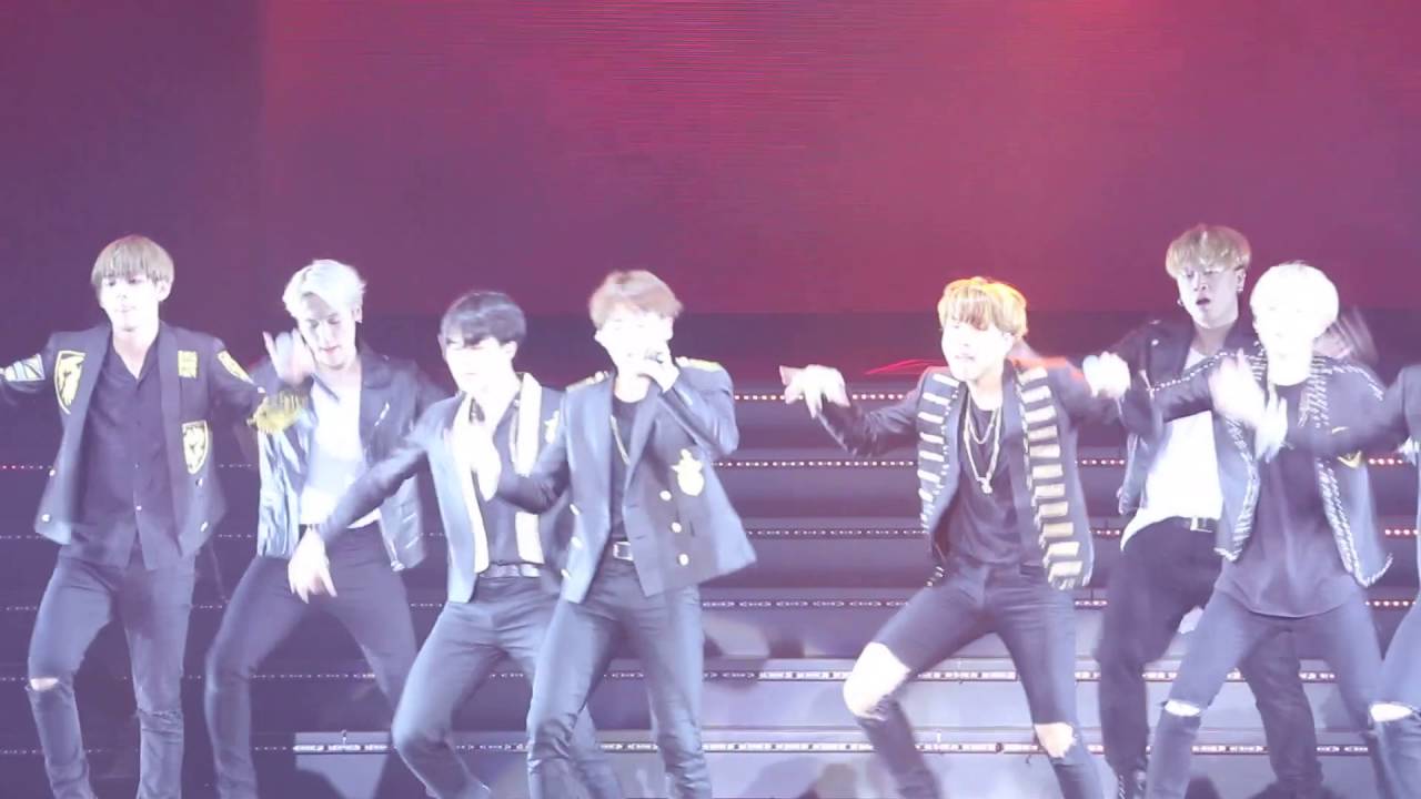 BTS 방탄소년단  No More Dream 노 모어 드림 160618 IN MACAU
