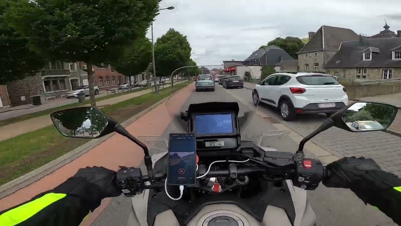 HONDA NT1100 2025 DCT/ES           TEST RIDE BELGIUM