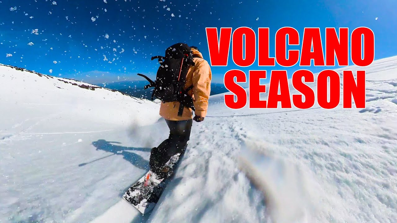 Snowboarding Mt St Helens in May // Splitboarding