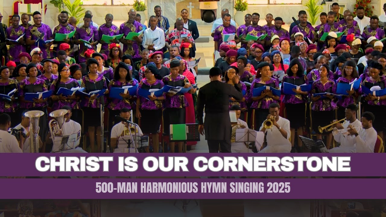 Christ Is Our Cornerstone | 500-Man Harmonious Hymn Singing