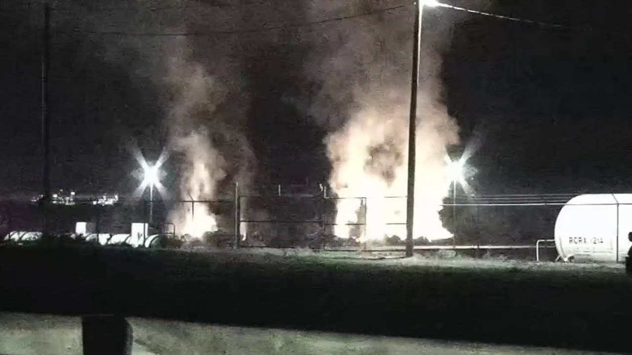 SAFD investigates fire among crushed vehicles on Southeast Side