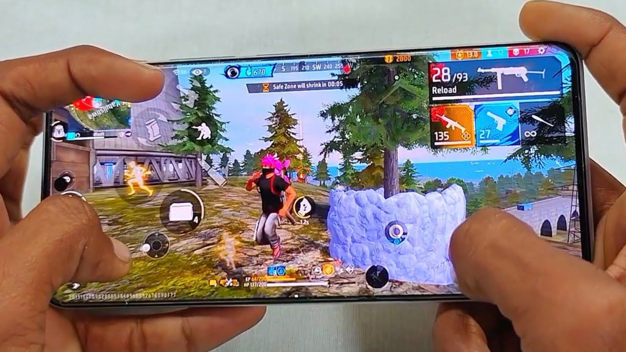 Solo Vs Squad Freestyle ⚡ Handcam Gameplay In Poco X7 Pro 📲 Free Fire 🎯 