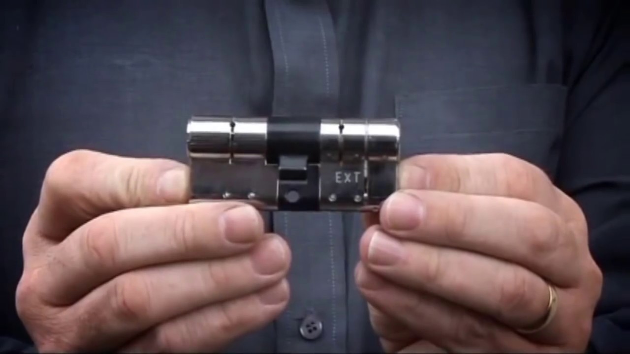 Lock Snapping vulnerable uPVC Euro Profile cylinder door locks documentary