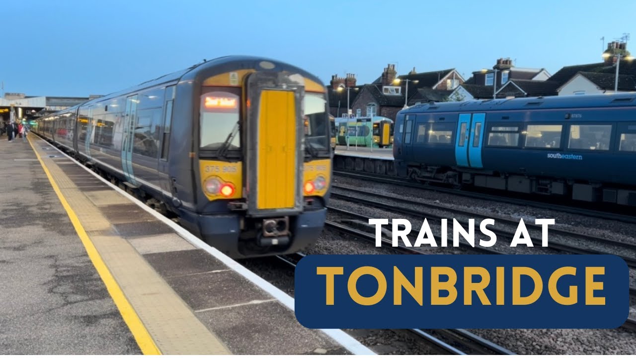 Trains at Tonbridge (02/01/25)