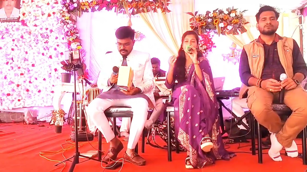 Gajanana shree ganraya.. 