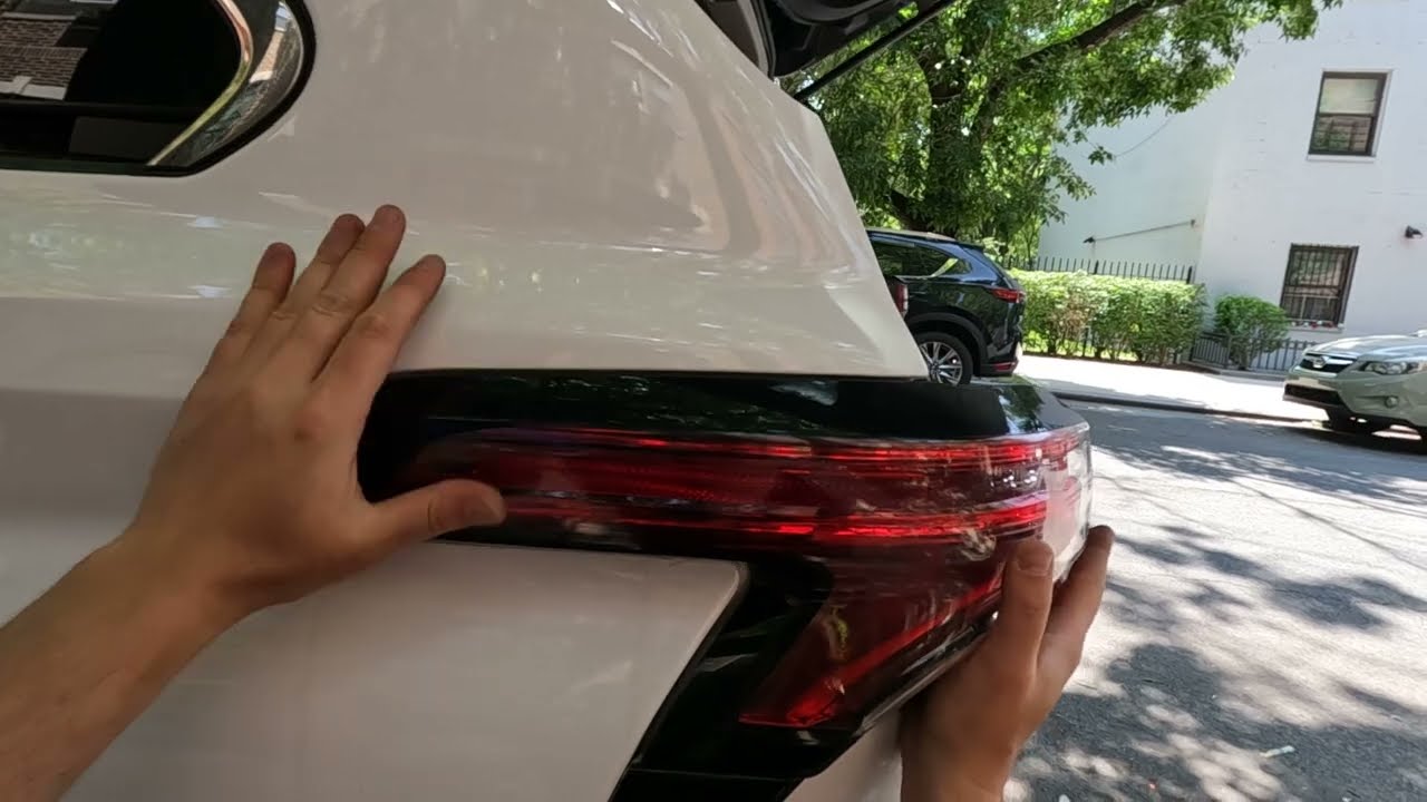 Как снять лампочки указателя поворота на Toyota Sienna 21 23 2021 2022 2023 2024 2025
