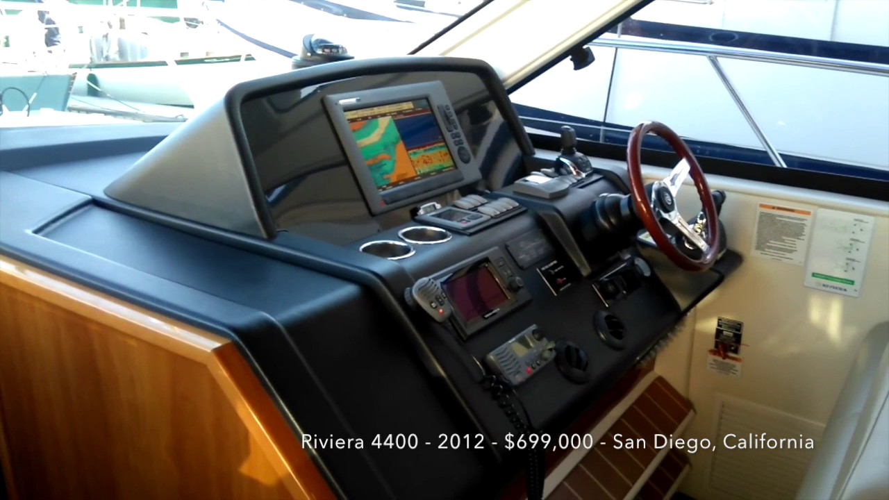 Riviera 4400 Sport Yacht - 2012 - $699,000 - San Diego