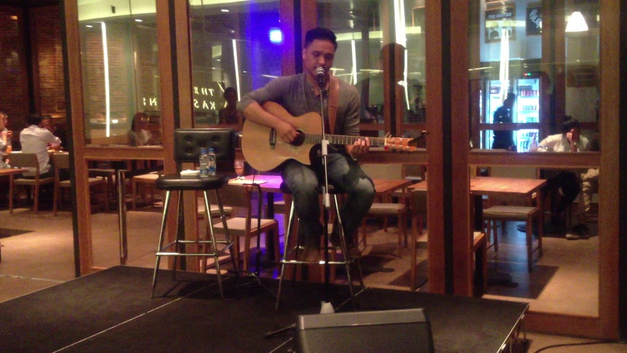 Jeremy Passion Medley (Just Friends, Officially Missing You, Thinking About You) Jakarta 2014 Live