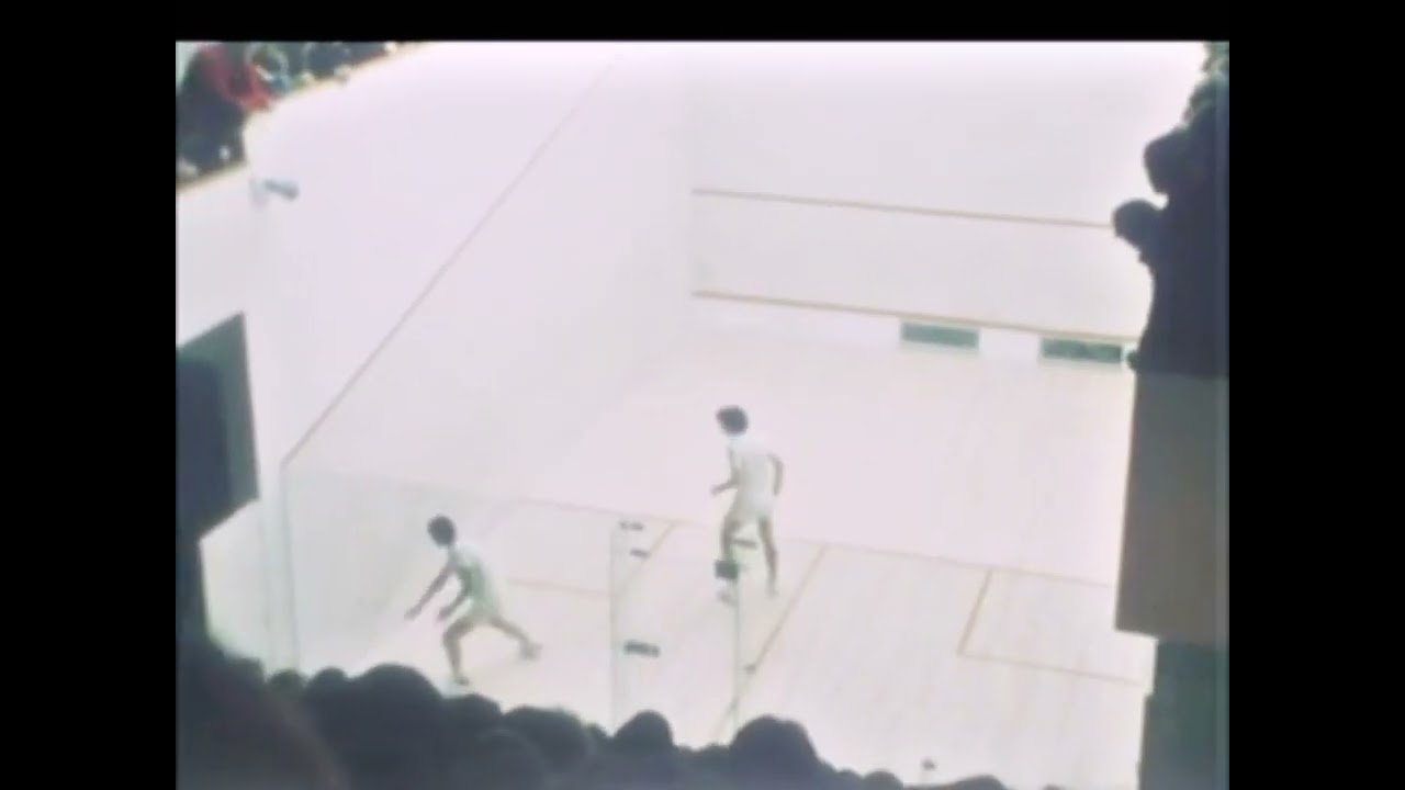 Bruce Brownlee vs Jonathan Leslie Squash