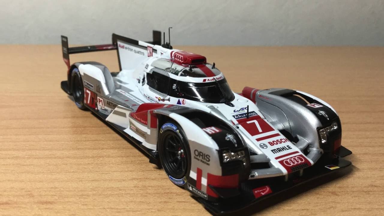 Spark: Audi R18 e-tron quattro (#7, Le Mans 2015), 