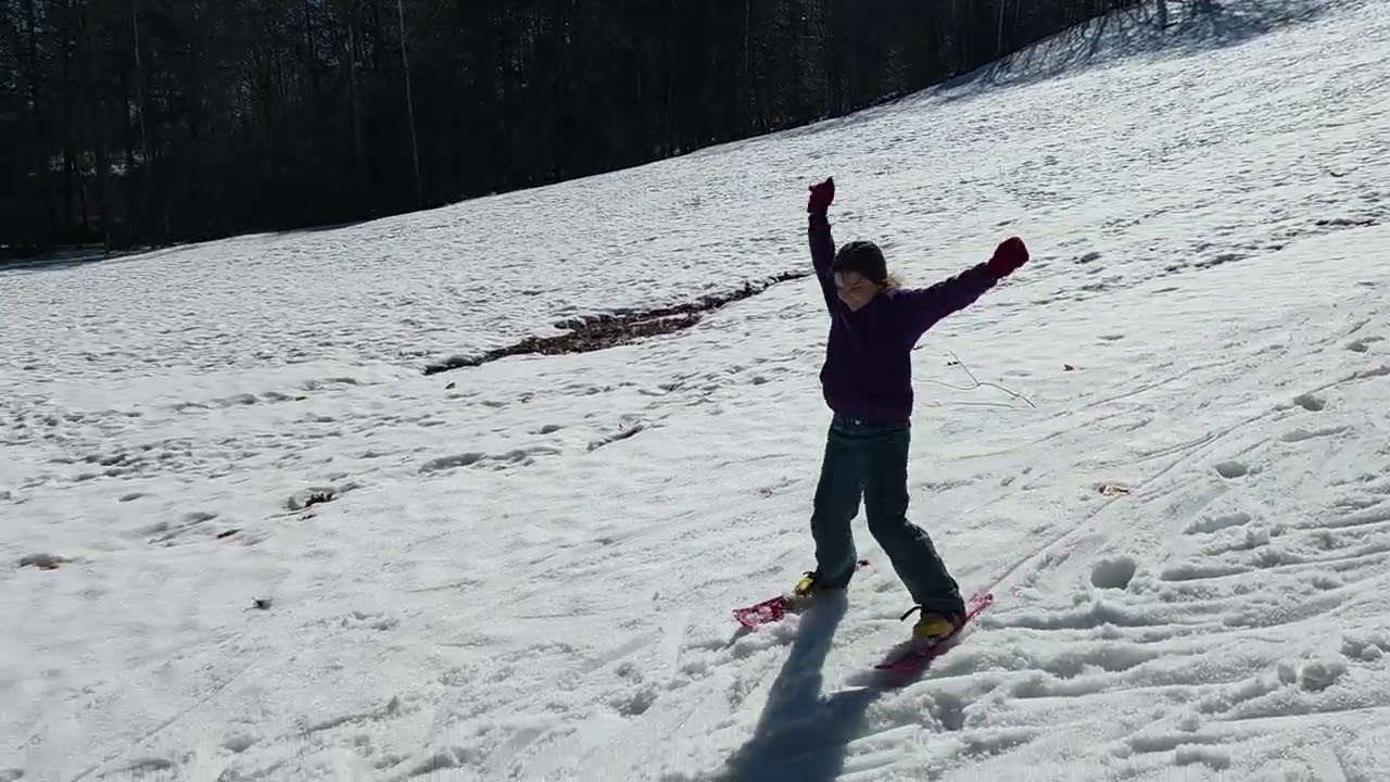 EdiePeeps first time skiing 🎿 