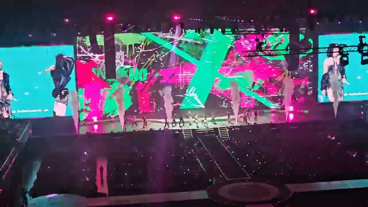 Pimma x Ingkho PiXXiE - รักนะเว้ย PiXXiE Tales Concert : The Enchanted Ceremony
