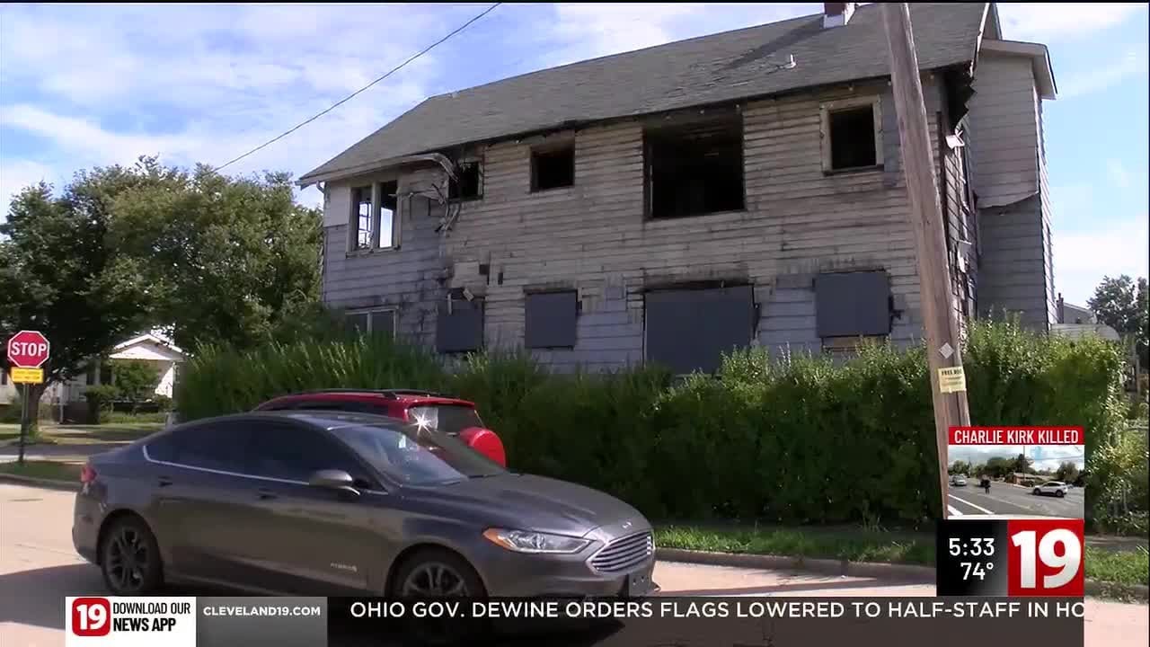 Neighbors fed up with abandoned home in Old Brooklyn