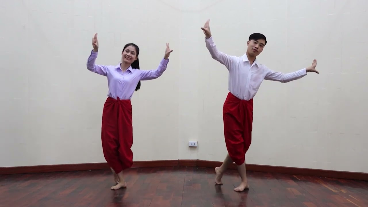 ຟ້ອນປະກອບເພງວັນທີ8ເດືອນ3