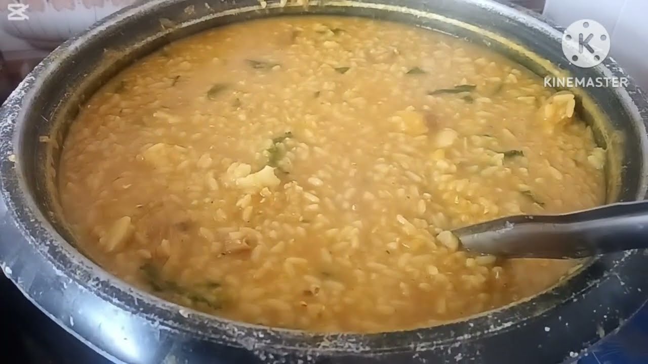 হঠাৎ করে বাসায় মেহমান আসছে মেহমানের জন্য রাতে কি কি রান্না করলে পরের দিন সকালে খিচুড়ি আনলাম রাতে