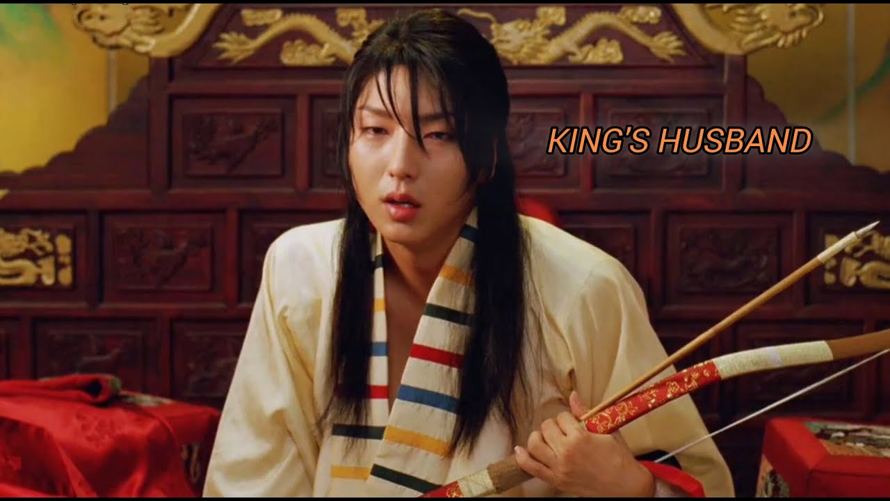 The King Falls in Love with a Beautiful Clown | The King and The clown movie recap