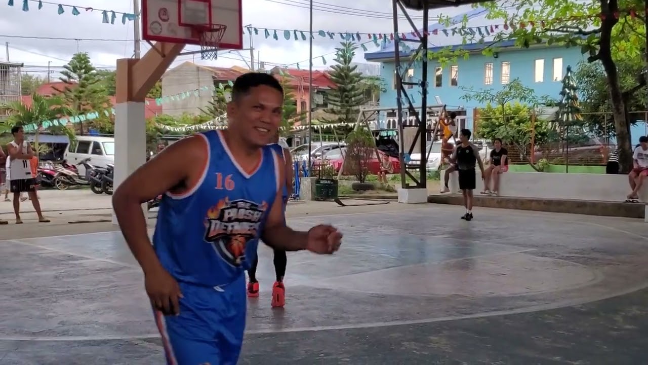 The Paosh Defenders vs Team Humble 4th Quarter