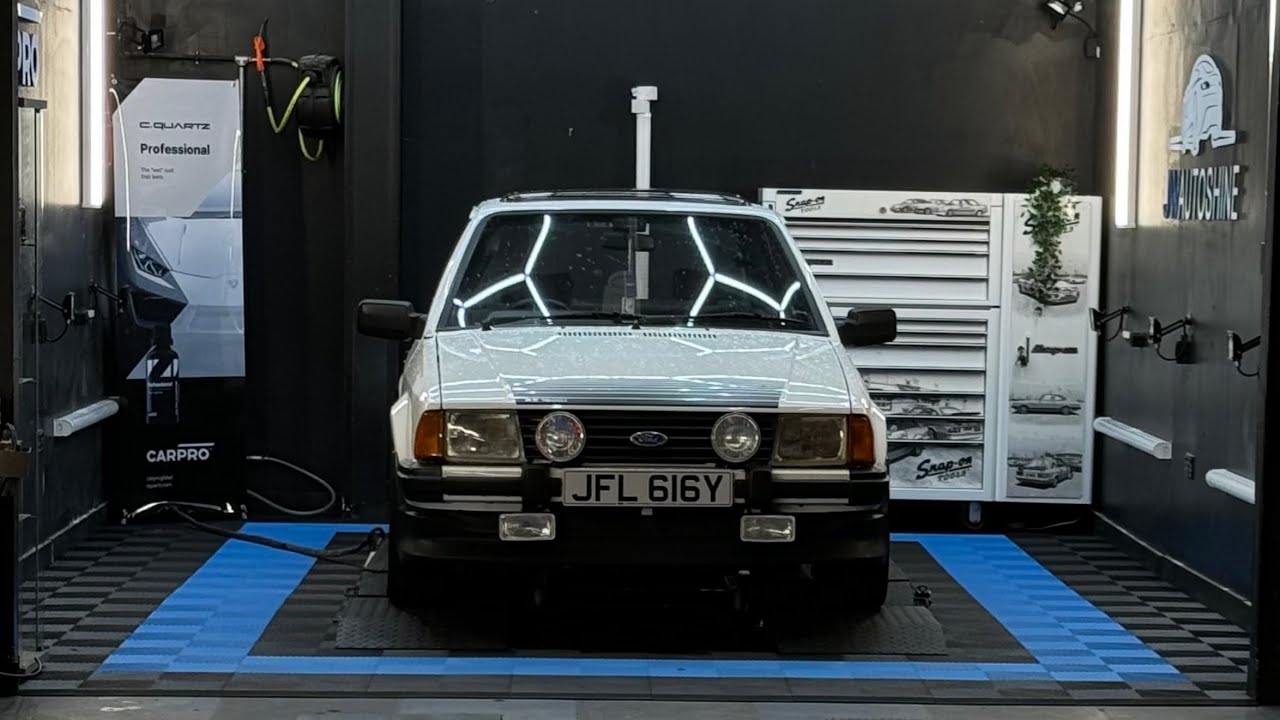 Мой гараж для Ford Escort RS1600i почти готов! Выходные 8🫶