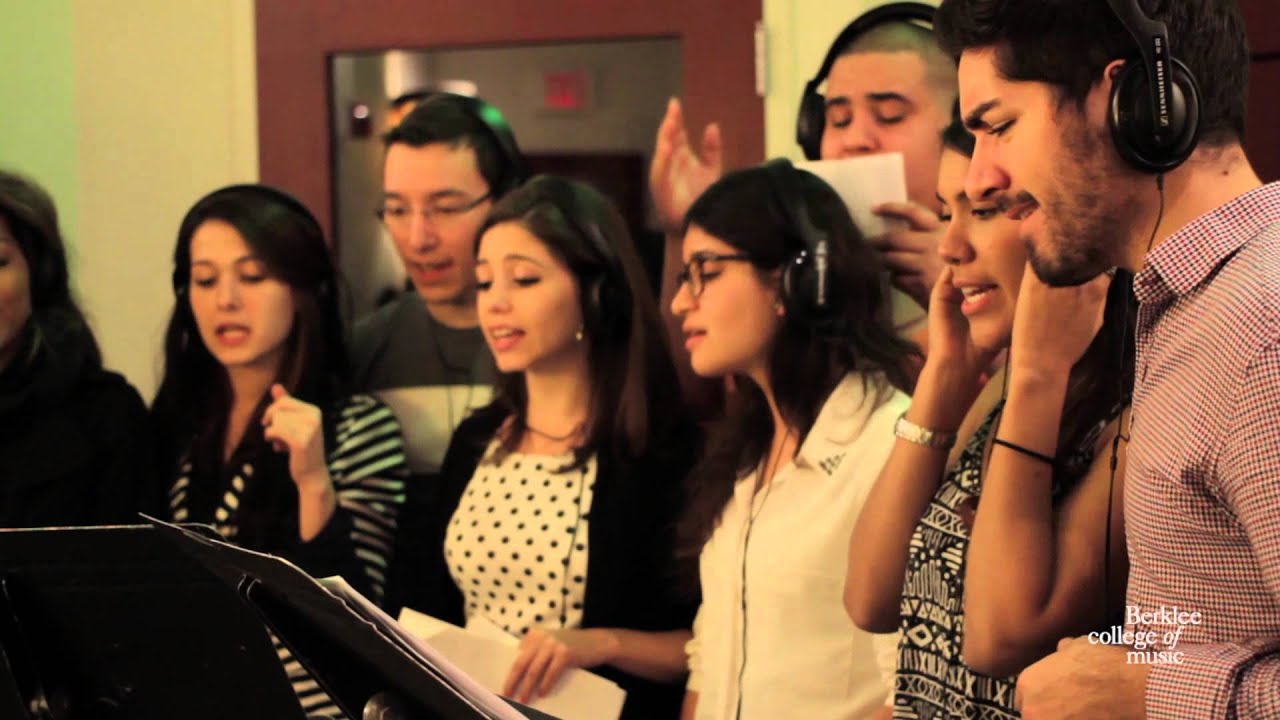 Alejandro Sanz - La Musica No Se Toca (Cover by Berklee Latino Band)