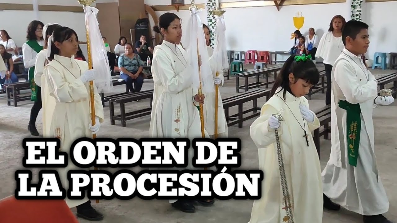 ¿Cuál es el orden correcto de la Procesión de entrada de la Misa?