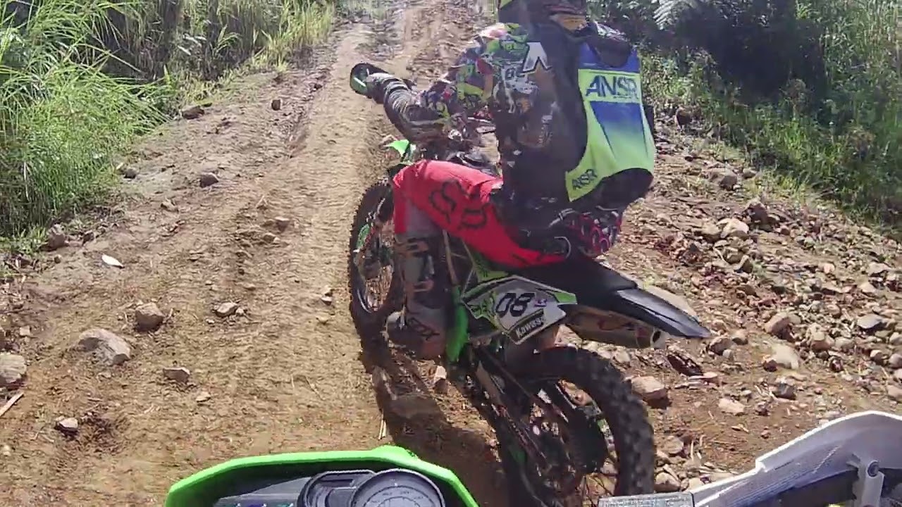 KAWASAKI KLX 150 BF @ BANSALAN