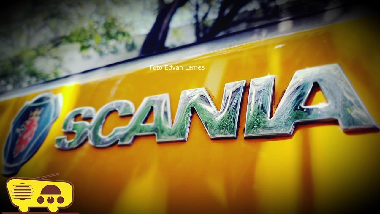 Aprendendo a dirigir um Scania no modo manual