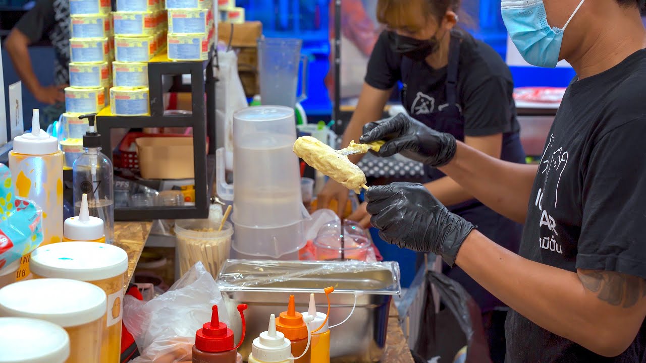 Thai-Style Hamburger - Squid Sashimi - RAW Squid Eating - Corndog -  Egg Lava Pastry