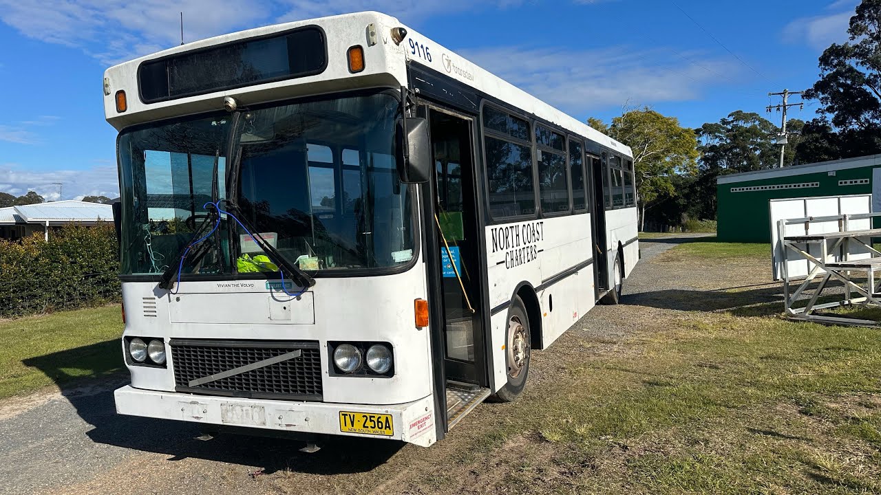 Blackmans point to Beechwood NSW - 1993 Volvo B10M 