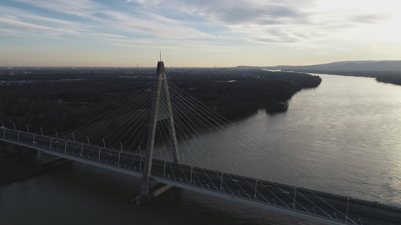 15 éves a Megyeri Híd - Magyarország leghosszabb Duna-hídja