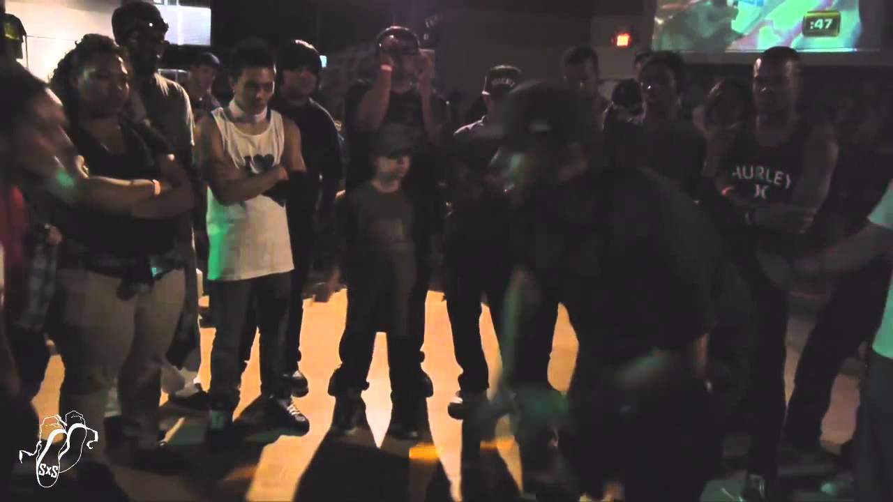 #Stepback | Greenteck vs Confusion | Call Out Battle | Cypher Dogs Phoenix 2012 | #SXSTV
