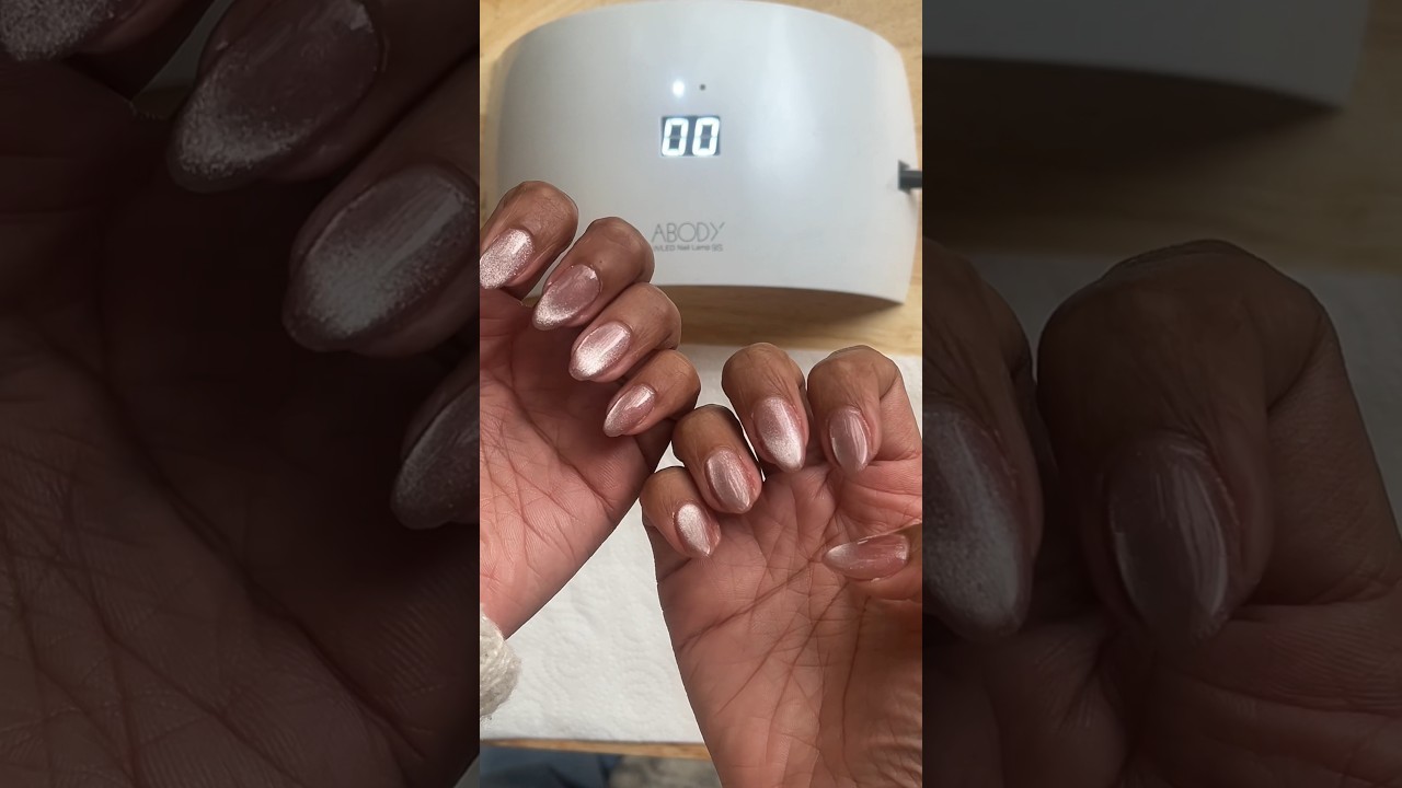 💅✨ Cat eye magnetic nails are 100% my new signature nail look 😍