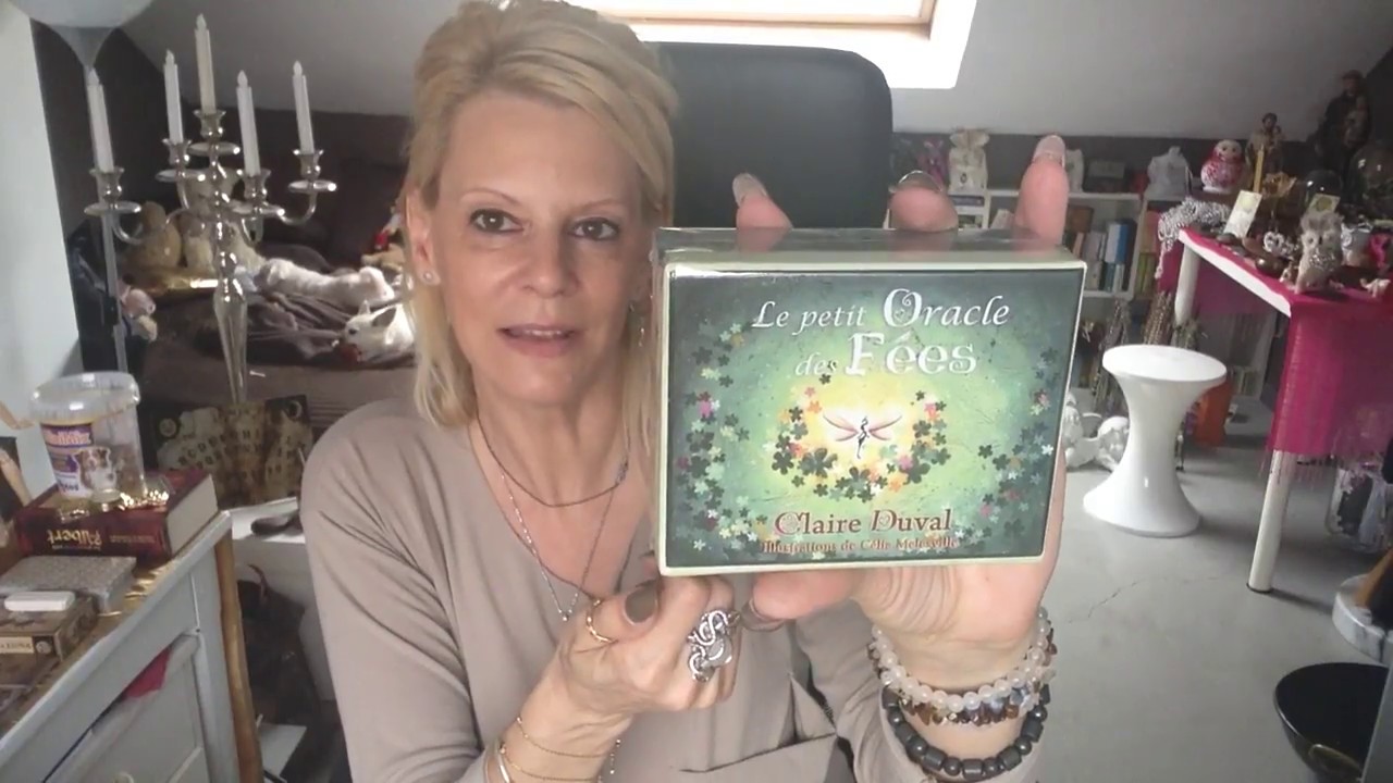 UNBOXING : LE PETIT ORACLE DES FEES