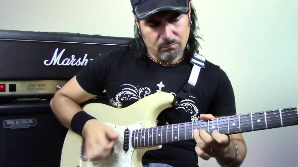Stevie Ray Vaughan - Scuttle Buttin' (Saverio Pietropaolo)