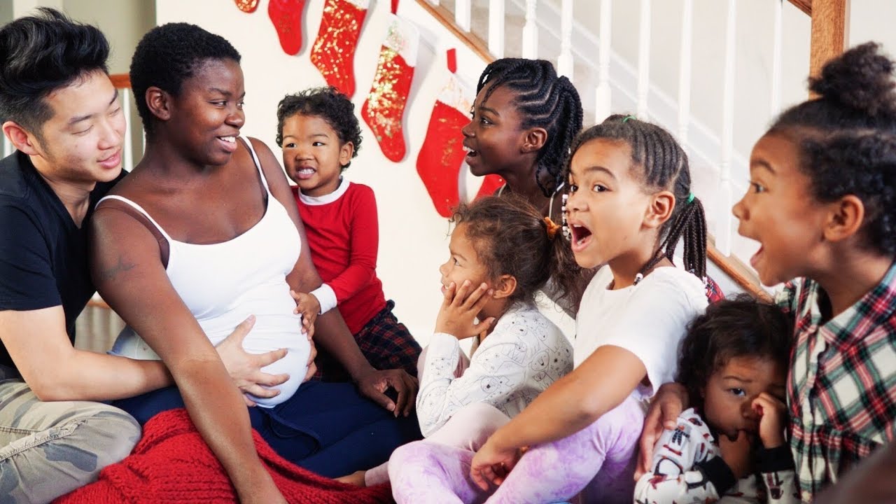 TELLING OUR KIDS I'M PREGNANT! BABY NUMBER 7!