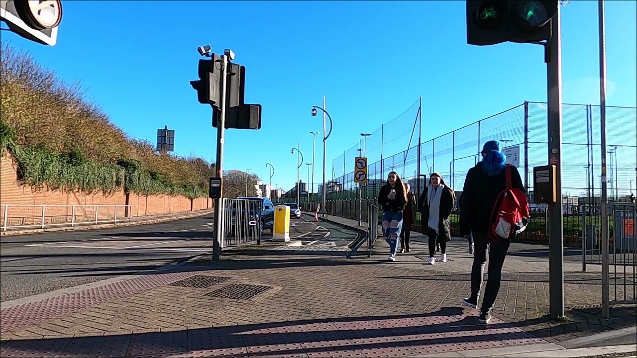 Virtual Walk - Portsmouth Historic Dockyard To Guildhall Square - December 2021 | kittikoko