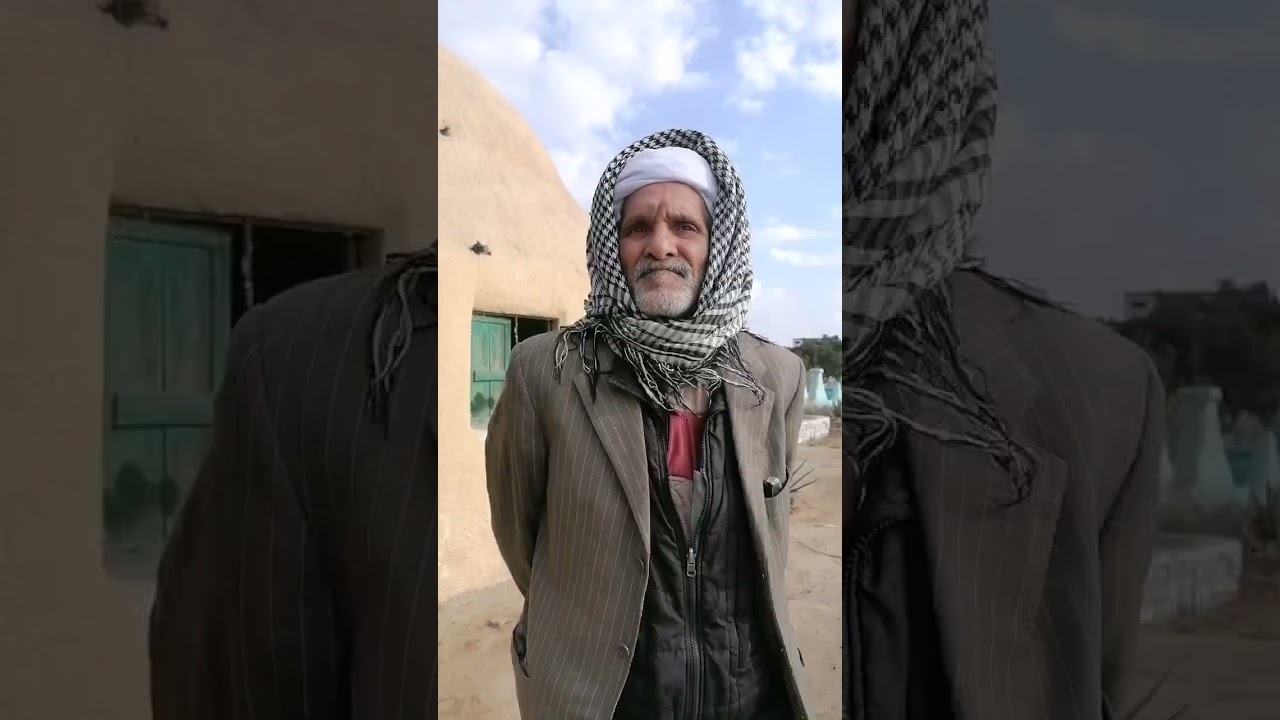 بيكلم عفركوش وبيتصل بأرواح من كوكب الزهرة   عم خالد يكشف سر نومه في المقابر ليلا   اعرف حكايته