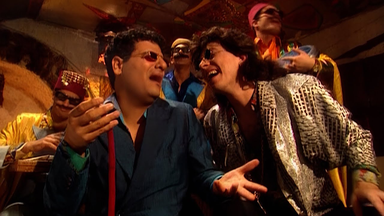 הקומדי סטור - עשה אותו פושע | קליפ