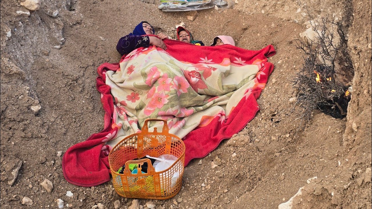 Amina and her children's refuge in Febrestan: and their departure to the mountain by the sweeper