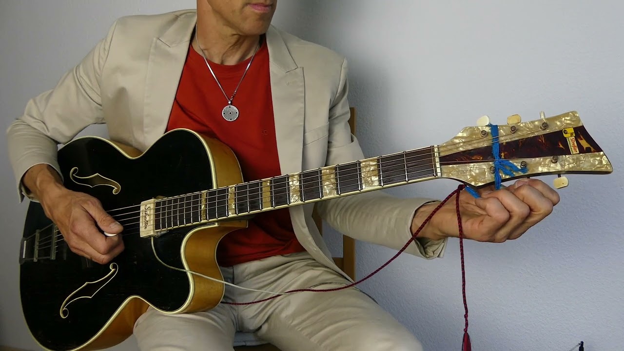 Testing a Rodebald Hoyer Rumba Archtop Guitar (Gibson L5 Copy)