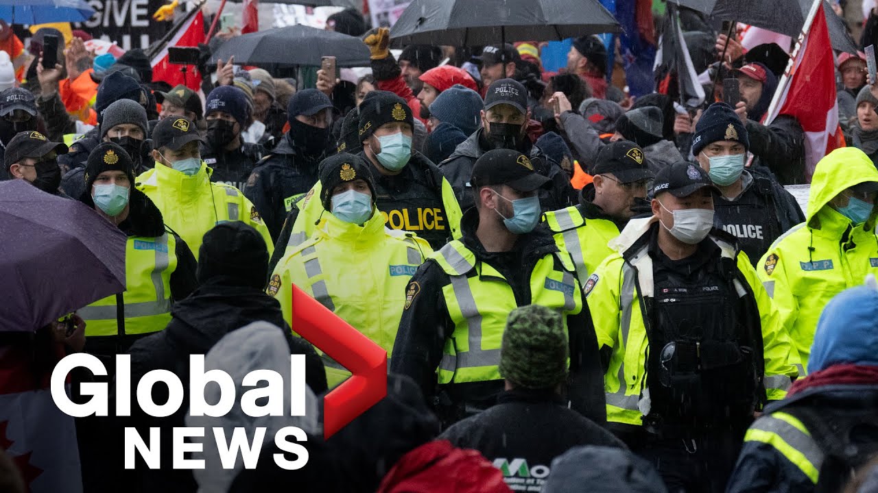 Trucker protests: How police enforcement on Ottawa's occupying protesters could unfold
