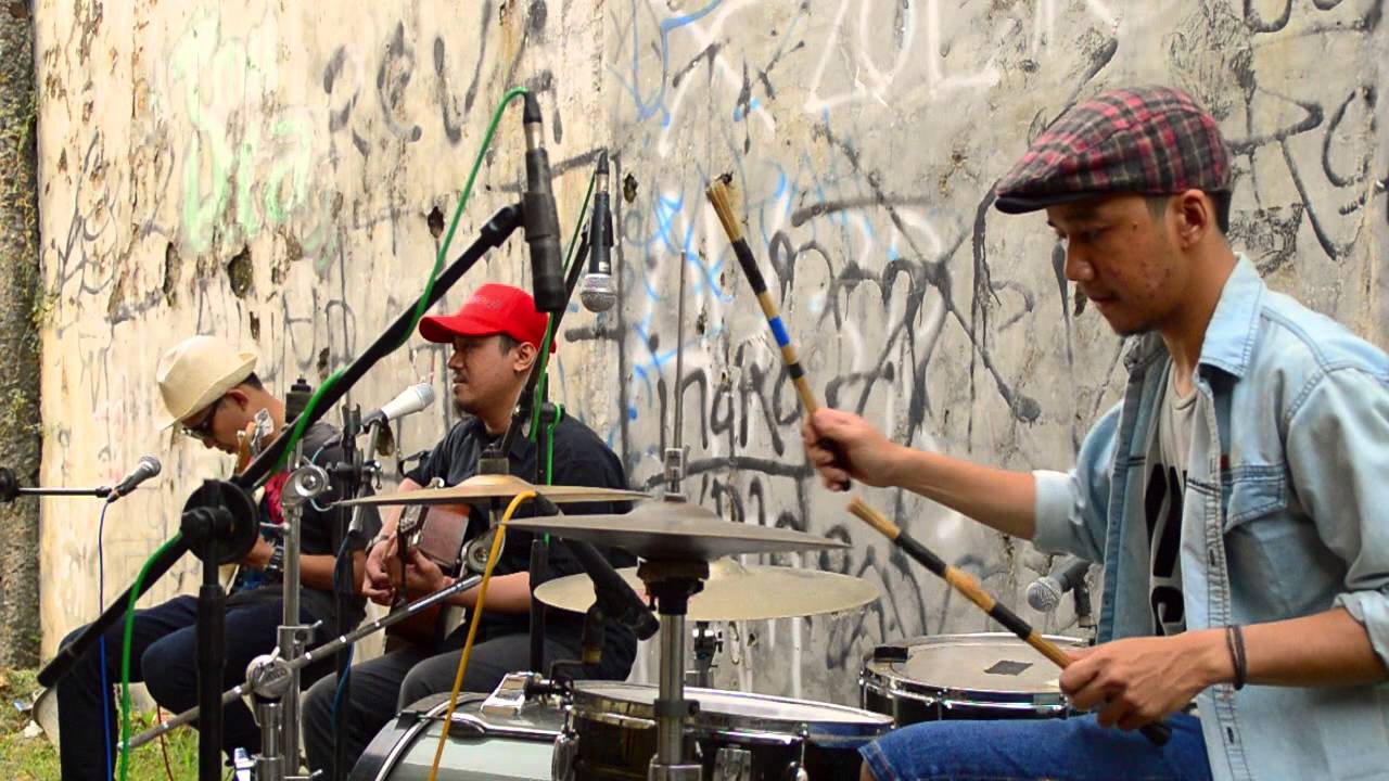 Gigitan Kobra - You Oughta Know (Alanis Morissette Cover)