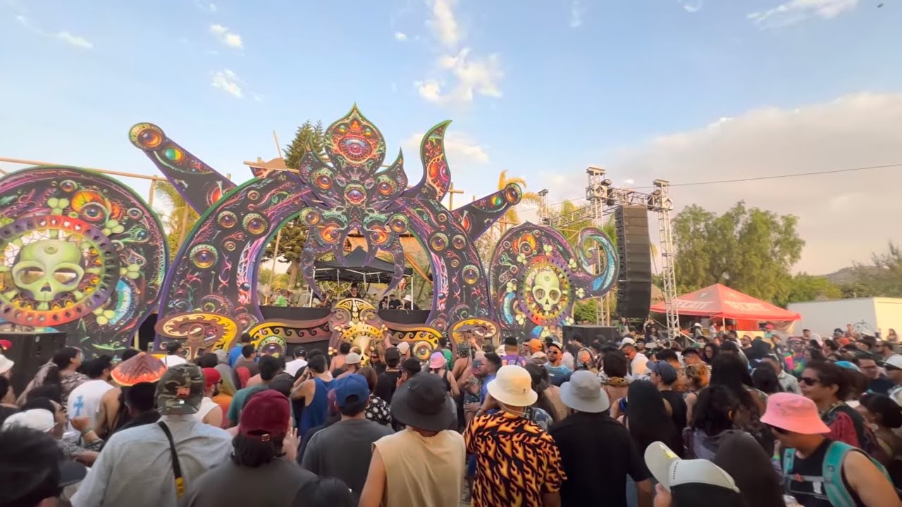 Ajja @Poison Festival 2025 México🇲🇽