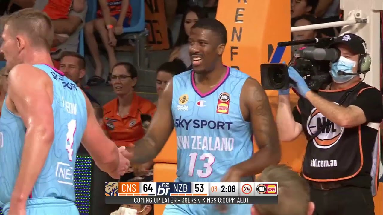 Lamar Patterson with 22 Points vs. Cairns Taipans