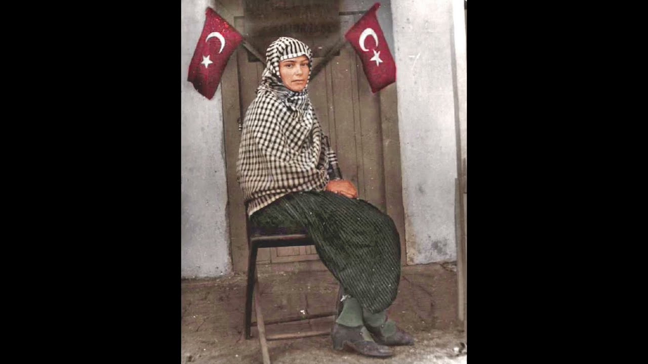 Cumhuriyetin seçilmiş ilk kadın muhtarı Gül ESİN'i tanıyalım mı?