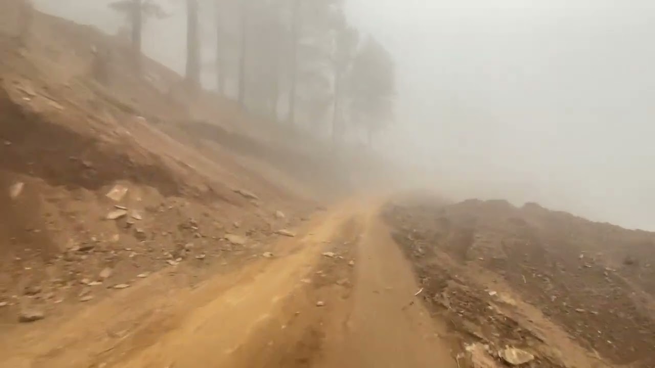 कुईरो लागेर बाटो नै देखिएन/The road was not visible due to the fog. Dhalen Vlog 