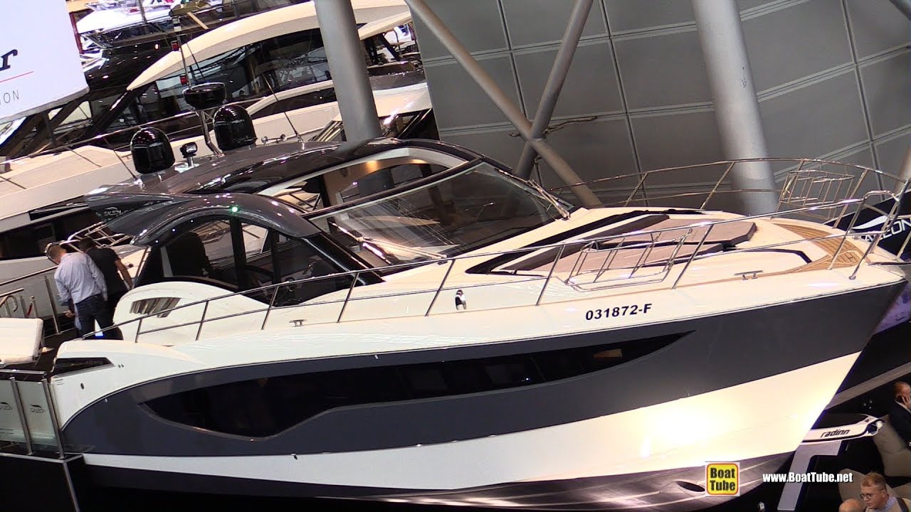 2018 Galeon 445 HTS Motor Yacht - Walkaround - 2018 Boot Dusseldorf Boat Show