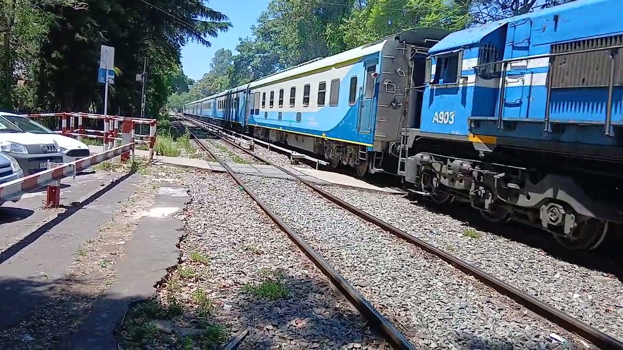 417_ Rosarino vacío por Belgrano R con sandwich de GT22 