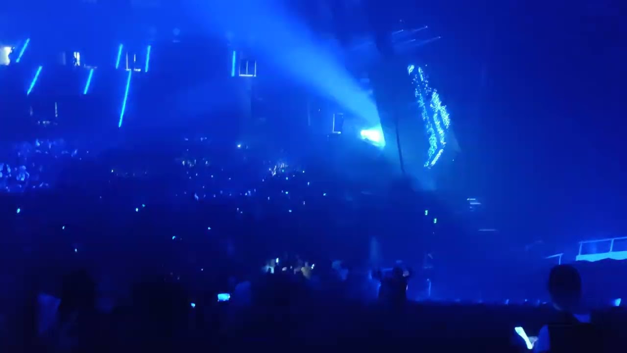 Hardwell Rebels Never Die Atlas Arena #4